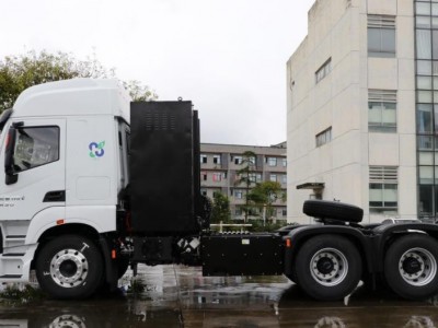 杰狮H6 25T 6X4 燃料电池牵引车图2