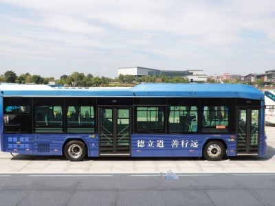 FSQ6121FCEVG3燃料电池城市客车图2